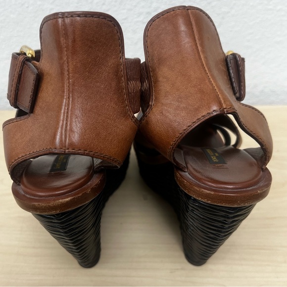 Louis Vuitton Two Tone Leather Wedge Sandals - Picture 6 of 10